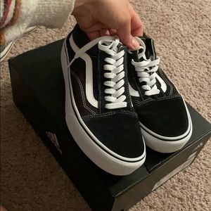 Women’s Vans, platform